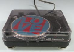 Numark TT100 direct drive turnable / record deck