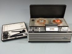 Grundig vintage TK141 reel to reel with original microphone