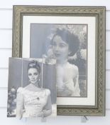 Signed autographed photograph of Elizabeth Taylor (29 x 24cm) with dedication to 'Dave' (David