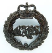 British Army 2nd Dragoon Guards (Queen's Bays) officer's bronze cap badge with Queen's Crown