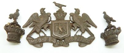 New Zealand Army 8th Canterbury Mounted Rifles officer's metal cap and collar badges, stamped J.R