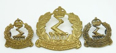 Australian Army 33rd New England Regiment metal hat badge and two collar badges