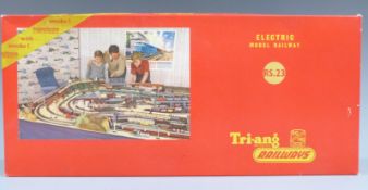 Tri-ang 00 gauge Pullman model railway set with Britannia locomotive, RS23, in original box