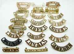 British Army small collection of metal shoulder titles including Seaforth Highlanders, Royal