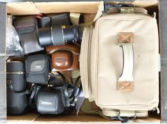 Minolta 7000 SLR camera with 35-105mm 1:3.5-4.5 lens, Prinzflex Super TTL with 1:1.7 f=55mm  and 1: