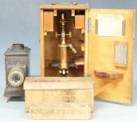 E.Leitz Wetzlar brass microscope with extra eyepiece, in original wooden carry case together with