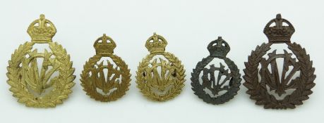 Five New Zealand Army Veterinary Corps metal cap and collar badges including four Gaunt of London