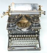 Royal 10 vintage typewriter