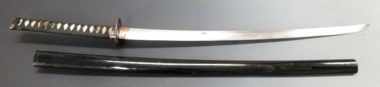 Japanese Edo period Katana, tang signed with single character, overall length 100.5cm