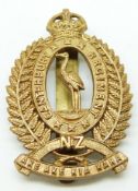 New Zealand Army 4th Cadet Battalion the Canterbury Regiment metal cap badge with Maori motto to