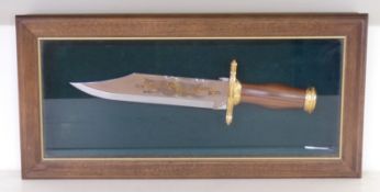 John Wayne commemorative Bowie knife, overall length 39cm, in hardwood glazed display case.
