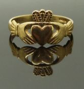 A 9ct gold Claddagh ring, size X/Y, 3.50g