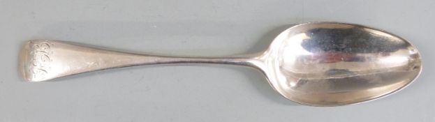 Georgian bottom hallmarked table spoon, marks indistinct, length 20.5cm, weight 68g