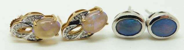Two pairs of 9ct gold earrings set with black opal cabochons, 3.7g