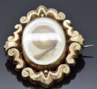 Victorian yellow metal mourning swivel brooch set with hair, 4.5 x 5cm
