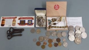 A 9ct gold cross and chain (1.1g), silver and costume jewellery, together with a small collection of