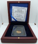 QEII 1966 first head gold full sovereign, with certificate of unreleased/ uncirculated, in deluxe