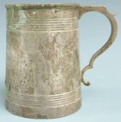 George V hallmarked silver pint tankard of tapering cylindrical form, Sheffield 1920 maker Martin