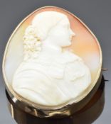 Victorian yellow metal large cameo brooch, 5.5 x 4.5cm, in vintage Liverpool box