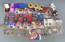 A large collection of commemorative crowns, most in capsules, some in presentation packs