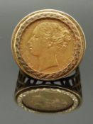 An 1880 gold full sovereign in 9ct gold ring mount, size U, 13.58g