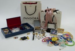 A collection of jewellery including silver, brooches, necklaces, watches, etc