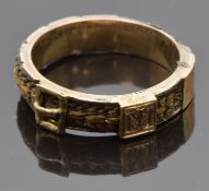 Edwardian 9ct gold mourning buckle ring set with plaited hair (Chester 1901)