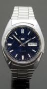 Seiko 5 gentleman's automatic wristwatch ref.7S26-0480 with day and date aperture luminous hands and