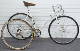 Bird racing tricycle with 49cm frame, four speed drive train and drop handlebars