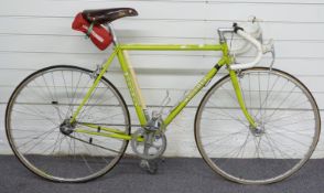Woodrup 'Apples' vintage road bike with campagnolo brakes and seat, fixed gear drive train and Mavic