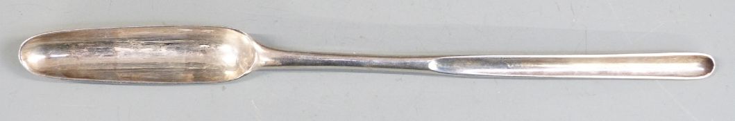 Georgian bottom hallmarked silver double ended marrow scoop, marks indistinct, length 23cm, weight