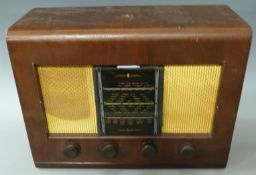 Vintage Bush ACII valve radio, in wooden cabinet and with bakelite knobs