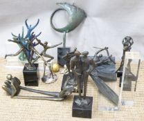 Modern bronze statues, height of tallest 22cm (believed from artihove.nl)