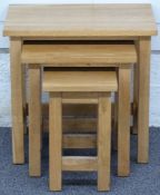 Modern oak nest of tables, width of largest 52cm