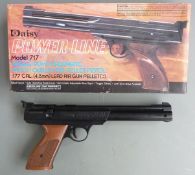 Daisy Power Line Model 717 .177 target air pistol with shaped and chequered grips and adjustable