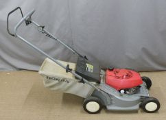 Honda HRB 423 petrol lawnmower