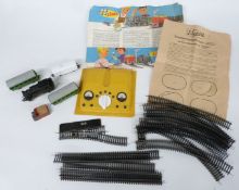 German TT gauge Start train set comprising locomotive, two coaches, goods wagon, track, buffer stops