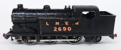 Hornby Dublo 00 gauge 3-rail pre-war LNER 0-6-2T tank locomotive 2690, DL7.