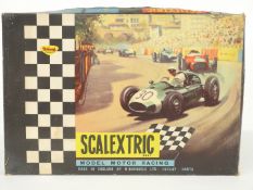 Tri-ang Scalextric model motor racing set, 31, in original box.