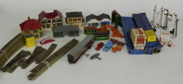 A collection of Hornby Dublo and similar 00 gauge buildings, figures, scenery and accessories,