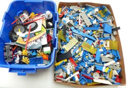 Over 3kg of loose Lego comprising mainly blue and white pieces together with a box of K'nex.