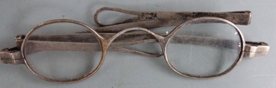 Pair of Georgian hallmarked silver framed spectacles, hallmarks for Birmingham 1825, maker's mark