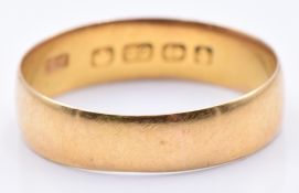 A 22ct gold wedding band/ ring, Birmingham 1910, 3.7g, size S