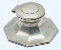 Edward VII hallmarked silver octagonal capstan inkwell, Birmingham 1906 maker A & J Zimmerman Ltd,