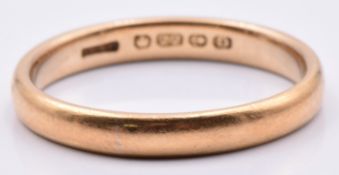 A 22ct gold wedding band/ ring, 4g, size P