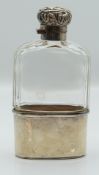 Edward VII Mappin & Webb hallmarked silver and cut glass hip flask with pull off cup and bayonet