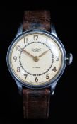 Smiths gentleman's wristwatch with gold hands and Arabic numerals, cream dial, stainless steel