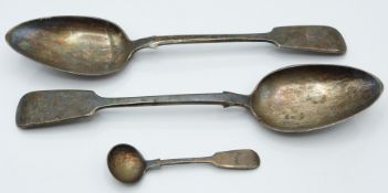 Victorian pair of hallmarked silver fiddle pattern table spoons, London 1845 maker Elizabeth