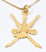 A 18k gold crossed swords pendant on 18ct gold chain made up of rectangular links, 6.8g