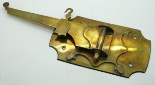 18th or 19thC brass reading lamp bracket, length 37cm